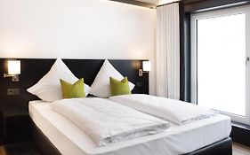 FZ Hotel