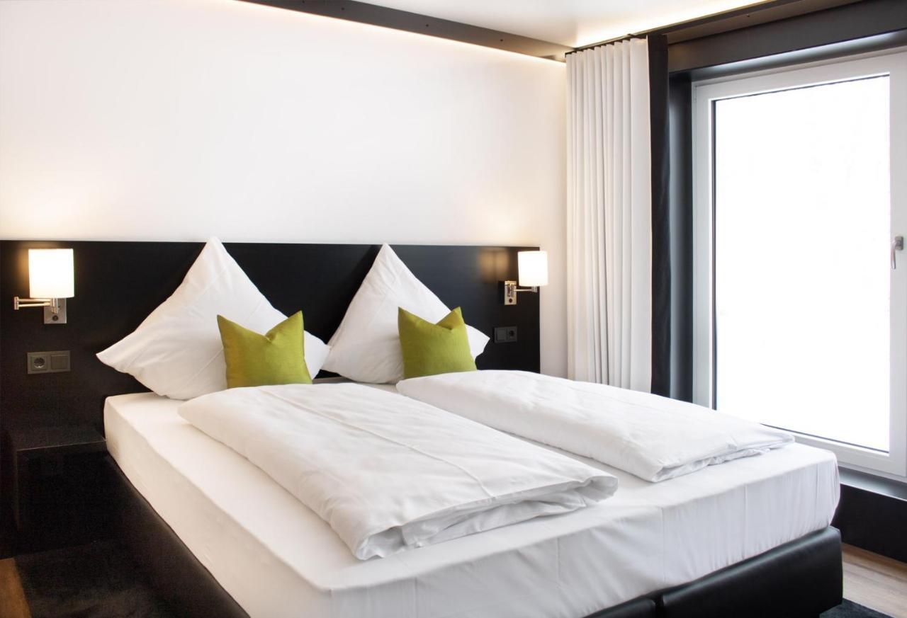 FZ Hotel Fritzlar Buitenkant foto