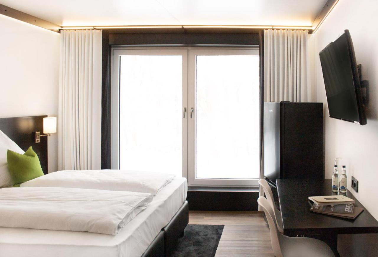 FZ Hotel Fritzlar Buitenkant foto